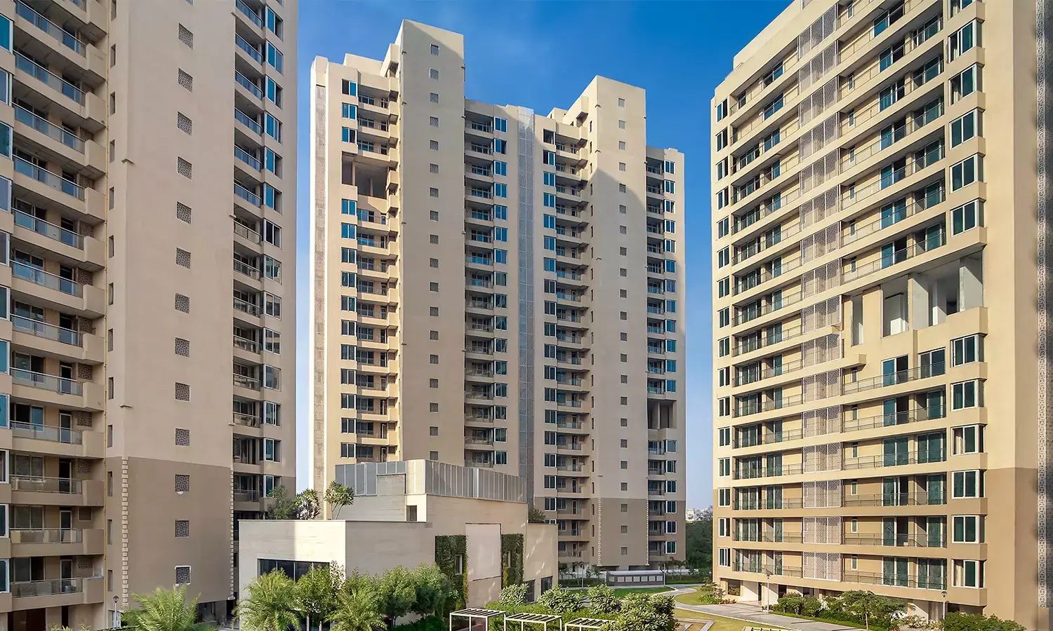 Shriram Pillai Land Banner Image